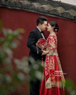 【外景】中式园林，优雅温婉的秀禾服婚纱照