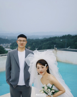 【外景】夏日胶片氛围感婚纱照