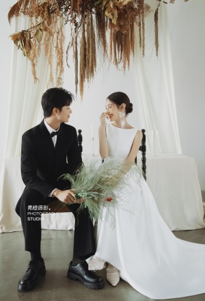 【内景】拍自己喜欢的婚纱照，简简单单情绪最重要 