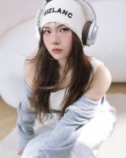 【内景】美少女的第365副面孔｜杂志风写真