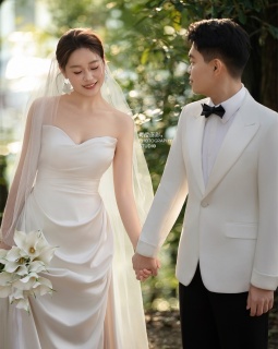 【外景】有树，有光，有你，森系婚纱照的生命力 #青橙客片