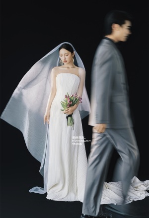 【内景】独特的格调让人着迷 / 小众高级感室内婚纱照