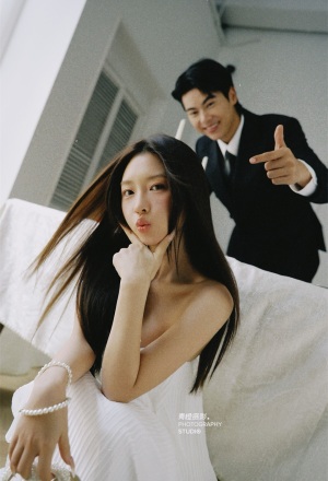 ins感照片，轻松拿捏！对镜拍真是我的心头爱吖