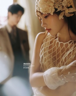 【外景】钟爱复古，被时光吻过的绝美氛围感婚纱照