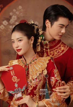 【内景】一堂缔约，良缘永结，东方美学下的婚纱照